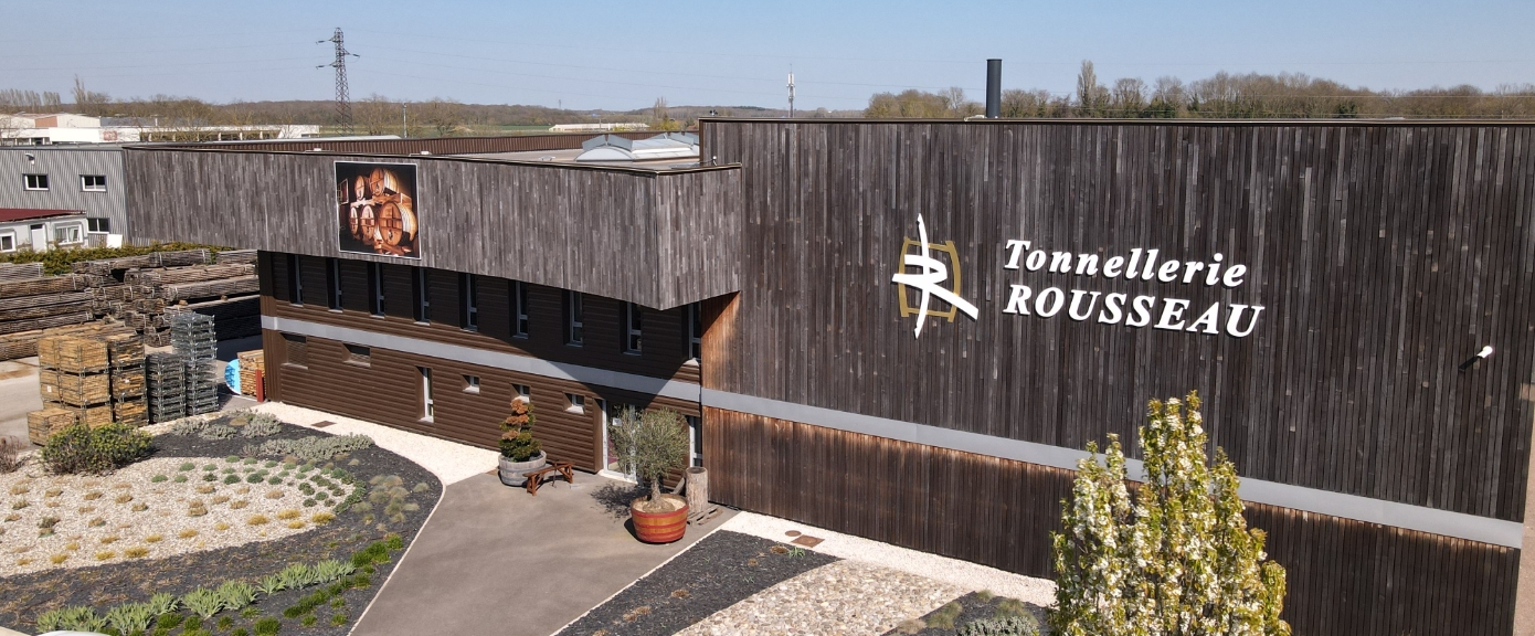 bandeau_grands-contenants_atelier-foudrerie-gevrey-chambertin bandeau_grands-contenants_atelier-foudrerie-gevrey-chambertin